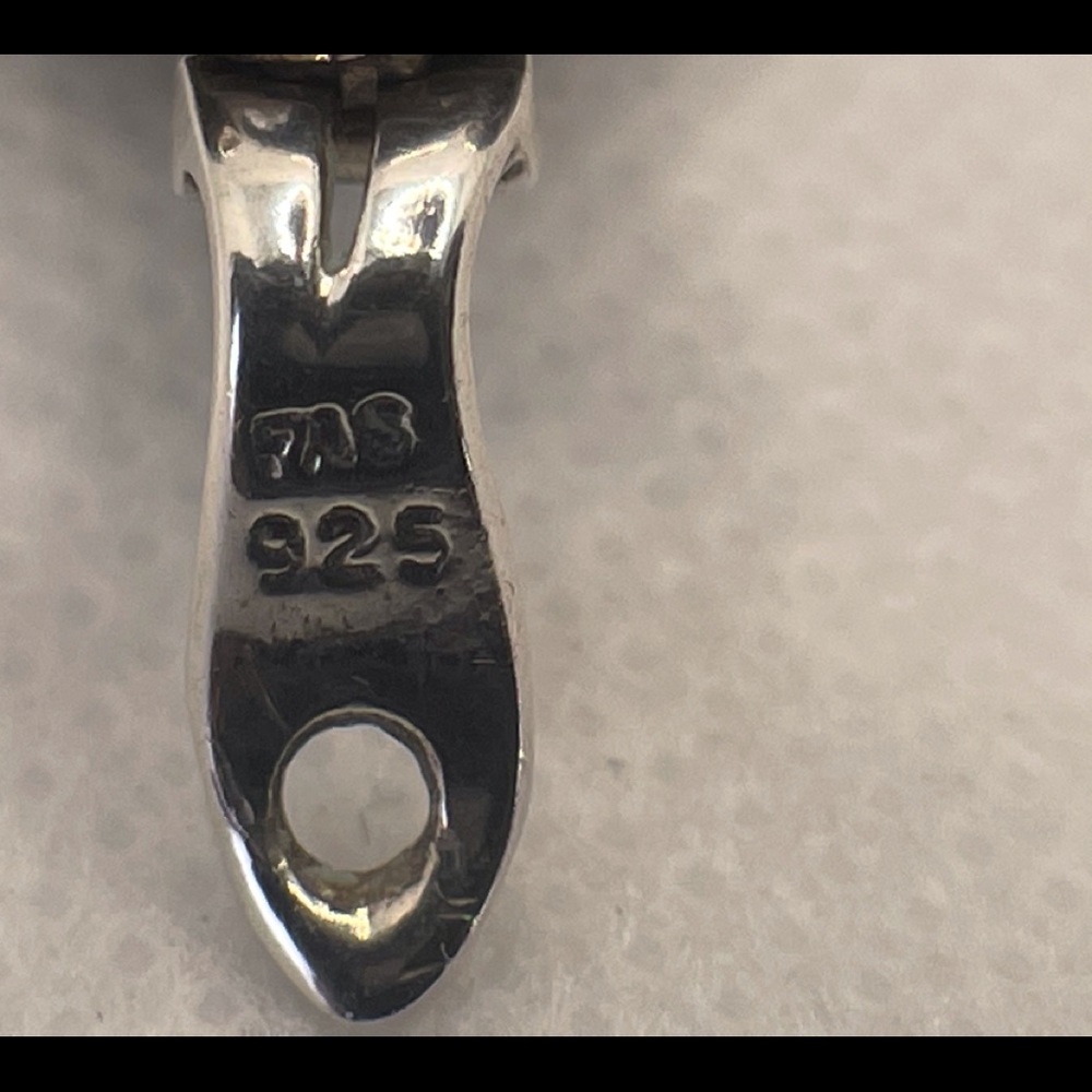 Pendant - Picture 3 of 6